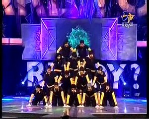 AMAZING DANCE PERFOMANCE