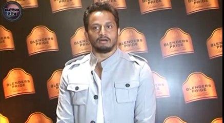 Kangana Ranaut INSULTED & ABUSED by reporter