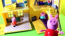 Peppa Pig Cartoons: Peppa Pig & Family - Country House! Kids Cartoons Animations