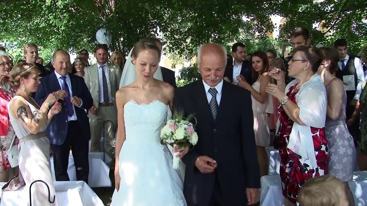 Trailer Doris and Stefan