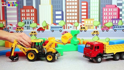 САМОСВАЛ И ЭКСКАВАТОР строят дом. Строительная техника. Мультик про машинки на русском языке