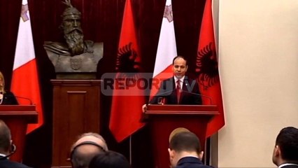 Report TV - Vizita e Kerryt, Nishani: Me rëndësi Partneriteti diplomatik, jo protokolli