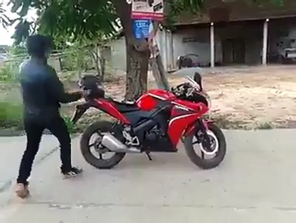 Yang Harus Dipersiapkan Sebelum Naik Motor Sport