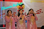 Manwa Sisters in a Punjabi Programme Faisalabad/performing Mahi yar Di Gharoli