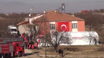 Malatya Şehit Astsubayın Ailesinin Ait Evin Yolu Bile Yok Ek