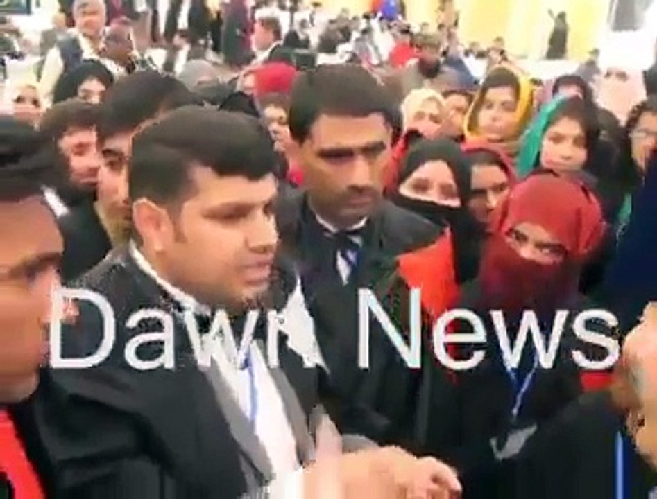 Medals Reshuffling at Islamis University Bahawalpur - University Administration playing with the emotions of Students