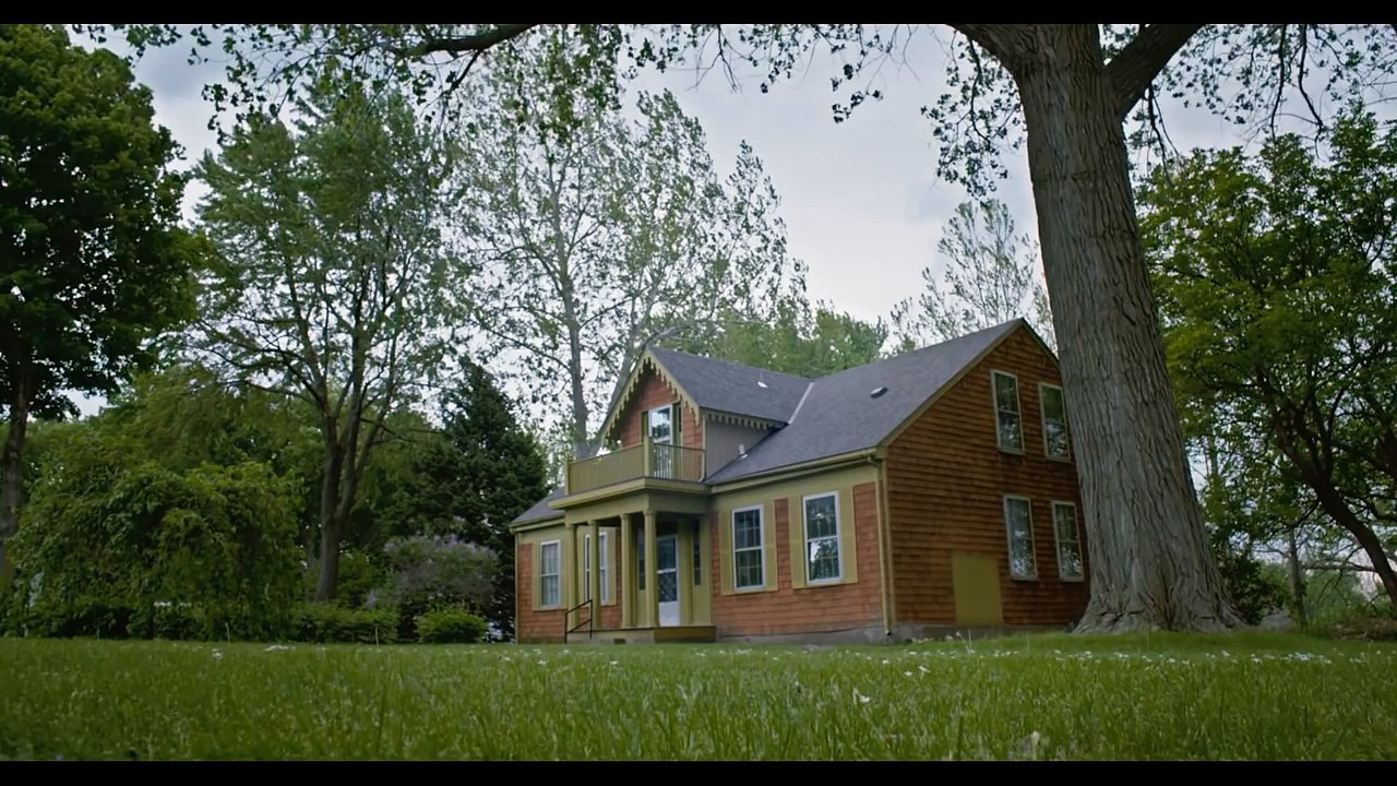 Trailer Film Horror: The House On Pine Street -- Emily Goss, Taylor Bottles