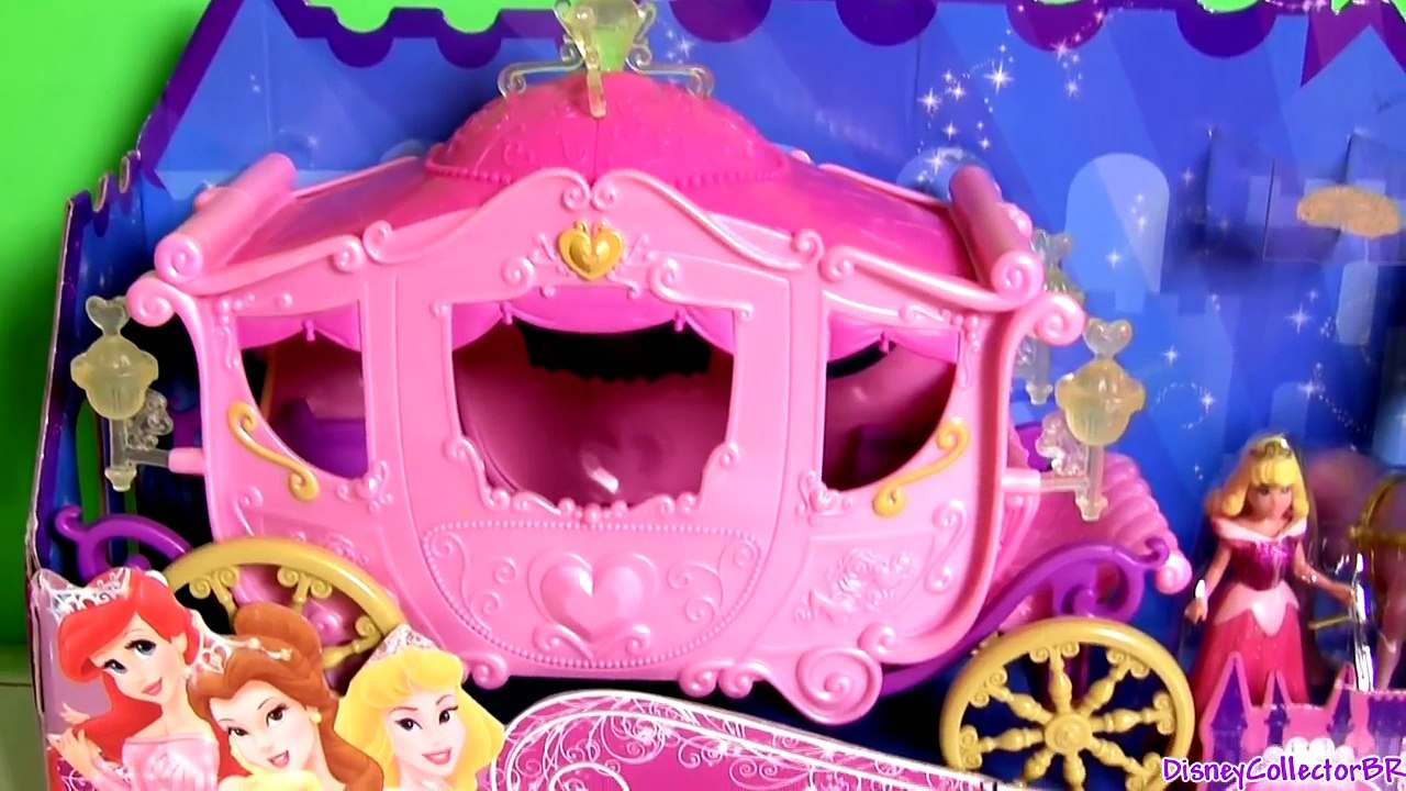 MagiClip Princess Aurora Royal Carriage Sleeping Beauty with Play-Doh Magic-Clip Cinderella Ariel