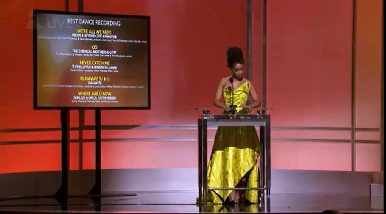 Skrillex, Diplo & Justin Bieber Win Grammy Award for Where Are U Now (Best Dance Recording)