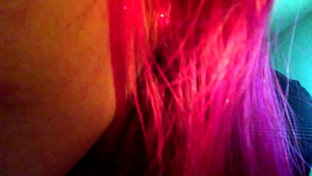 LES BAISERS DE SONS ET DE FAIRE CLAQUER SES LÈVRES TMNA