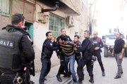 Şanlıurfa'da İki Aile Birbirine Girdi: 9 Yaralı, 12 Gözaltı