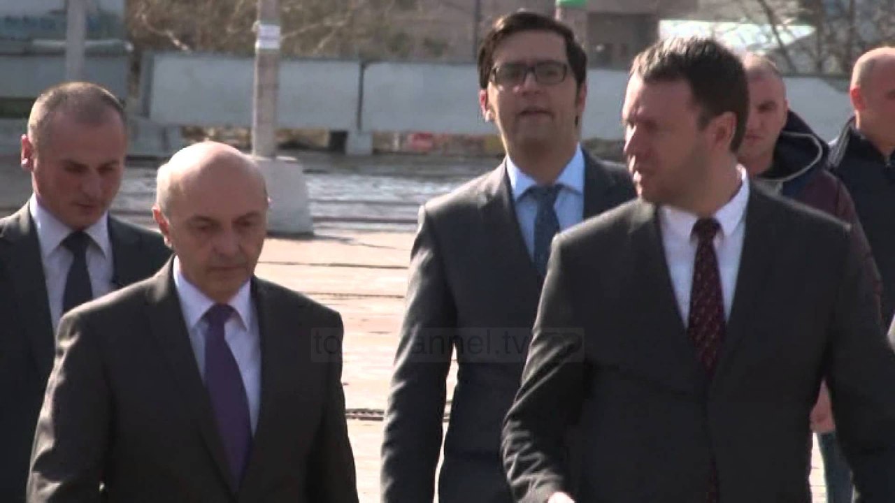 8-vjetori i Pavarësisë, çmimi “Azem Shkreli” për Demollin - Top Channel Albania - News - Lajme