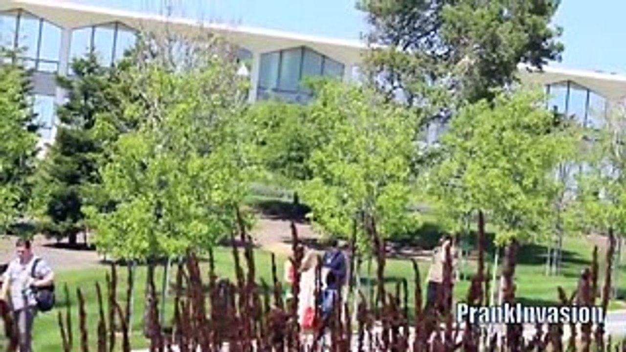 YES prankinvasion- Comment embrasser une fille en moins de 5 secondes 4