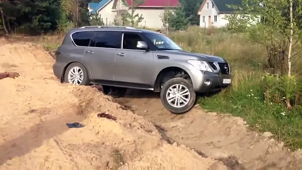Nissan Patrol Y62 Hard stuck in sand First Off-road Test Drive