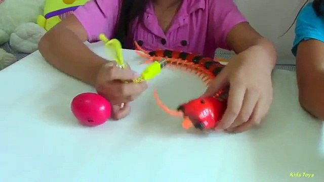 Innovation Scorpion and Giant Scolopendra Creepy Crawlers Toys