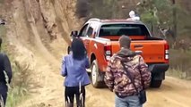 Off-road Extreme Climb Ford Ranger VW Amarok Navara Hilux
