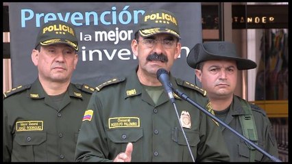 Dimite el director de Policía de Colombia investigado por red de prostitución