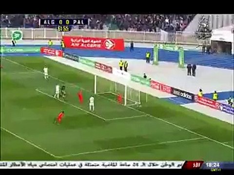 اللقطة التي يبحث عنها الجميع لأول مرة في تاريخ كرة القدم هدف للمنتخب الفلسطيني و الجماهير الجزائرية تشجع بكل روح رياضية