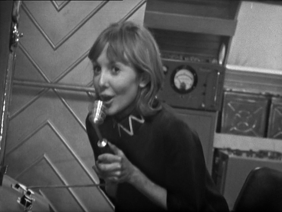 011 - The Rescue (Omnibus)