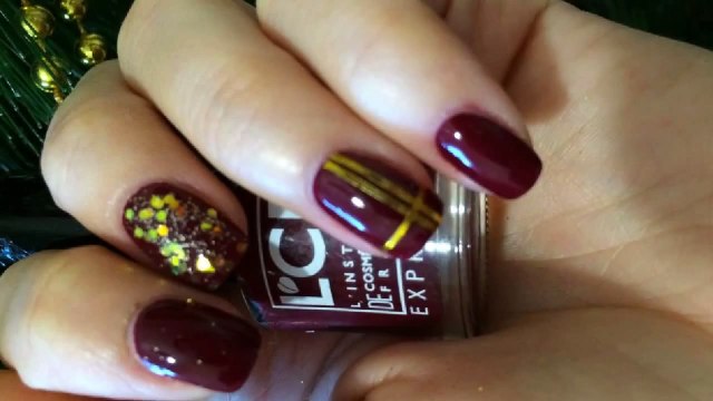 Новогодний маникюр - Маникюр с лентой - Дизайн ногтей со скотчем - Tasha Beauty