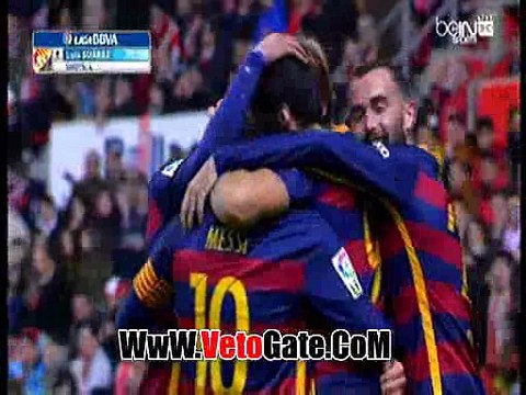 سواريز يتقدم بالهدف الثالث لبرشلونة فى سبورتنج خيخون