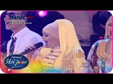 TITI DJ, REGINA, DANIEL, IYETH & IRVNAT - MEDLEY ALL JUDGES - Grand Final - Indonesian Idol Junior