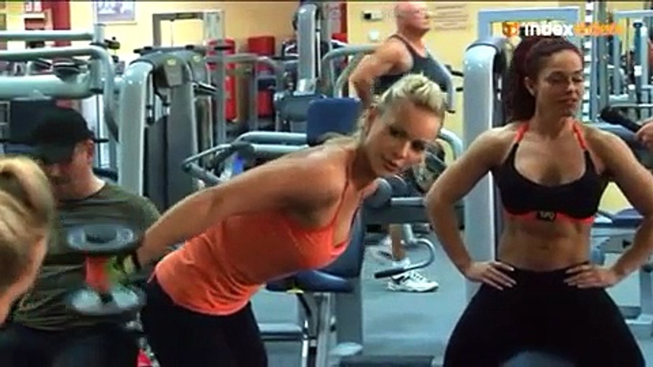 Noémi Oláh Beauty and Muscle