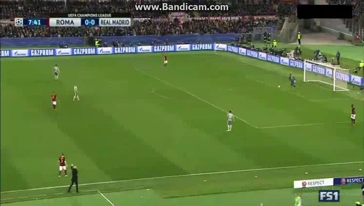 Real Madrid 1st SUPER CHANCE TO SCORE ROMA 0-0 REAL MADRID 17-02-2016