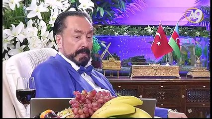 Kadınlar güvenli ortamda dekolte giyebilir.