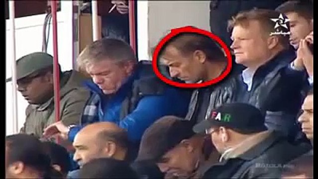 المدرب الجديد للمنتخب المغربي هيرفي رونار يحضر لقاء الوداد الرياضي والجيش الملكي 0.2