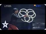 Amazing Magic Ring Art Illussion from Andri Bintang - SEMIFINAL 6 - Indonesia's Got Talent