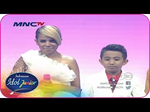 RIAN ft. NOWELA - I BELIEVE I CAN FLY (R Kelly) - Spektakuler Show 10 - Indonesian Idol Junior