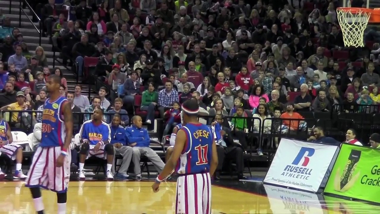 Harlem GlobeTrotters vs Select 2013