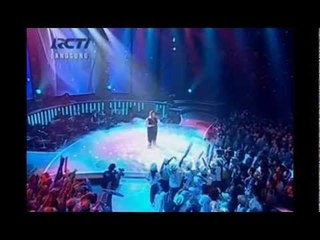 RIO - Kasih Tak Sampai - Top 11 - INDONESIAN IDOL 2012