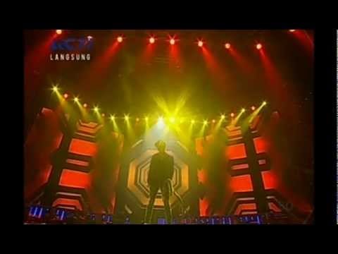 FEBRI - Masih Cinta - Top 12 - INDONESIAN IDOL 2012