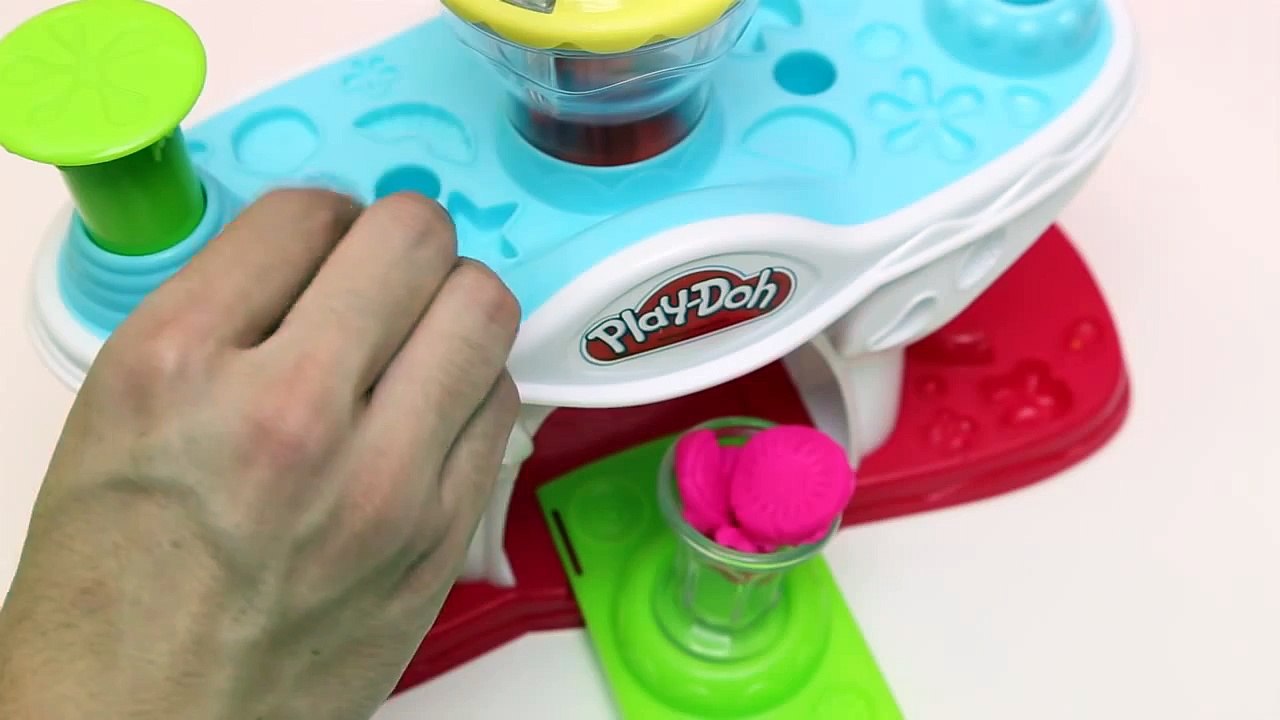 Play Doh Swirling Shake Shoppe Make Play Dough Shakes Smoothies Ice-Cream Desserts Sweet Shoppe