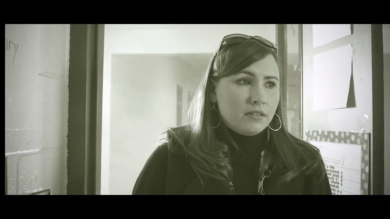 Mary Morris - “Snow” an Adele "Hello" Parody (O...