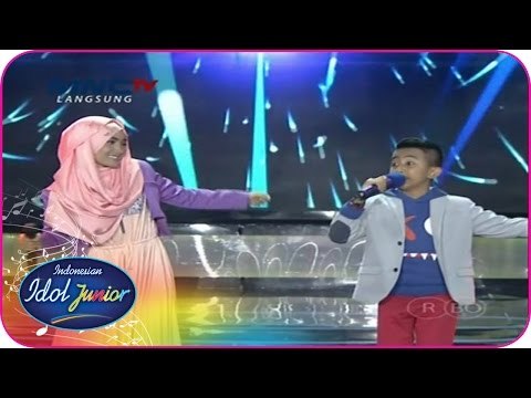 RIAN ft. FATIN - ARTI SAHABAT (Nidji) - Spektakuler Show 8 - Indonesian Idol Junior