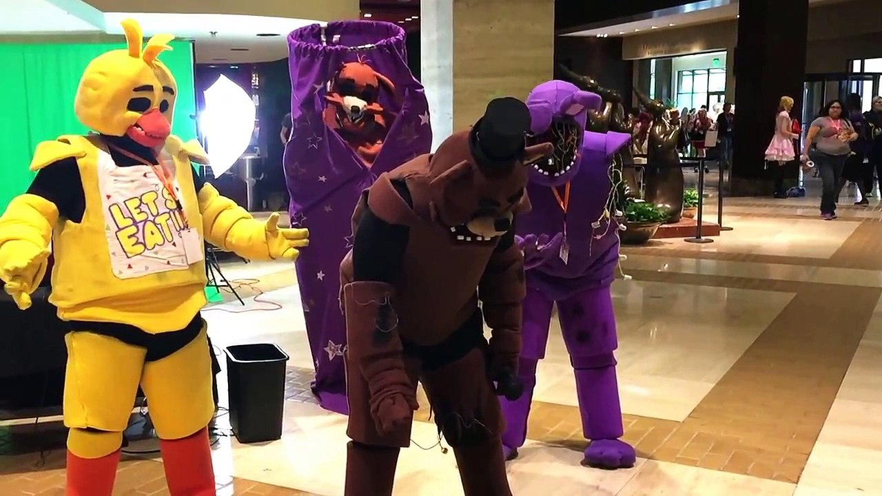 Five Nights at Freddys Dance Show - A-kon 26 (2015)