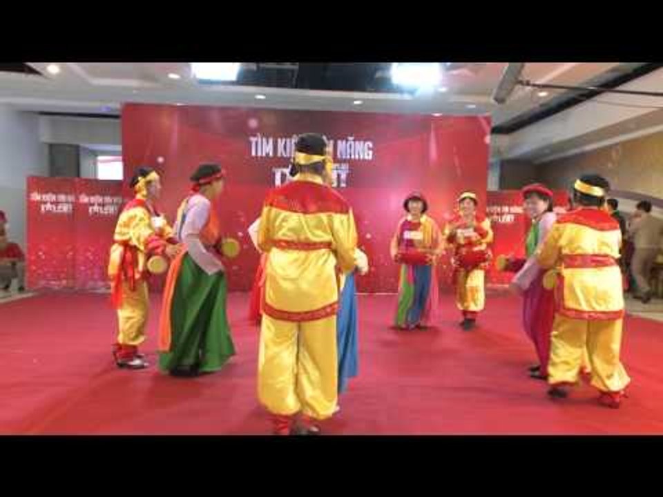 Vietnam's Got Talent 2016 - Vòng Casting - "Các cụ" Múa Trống Cơm
