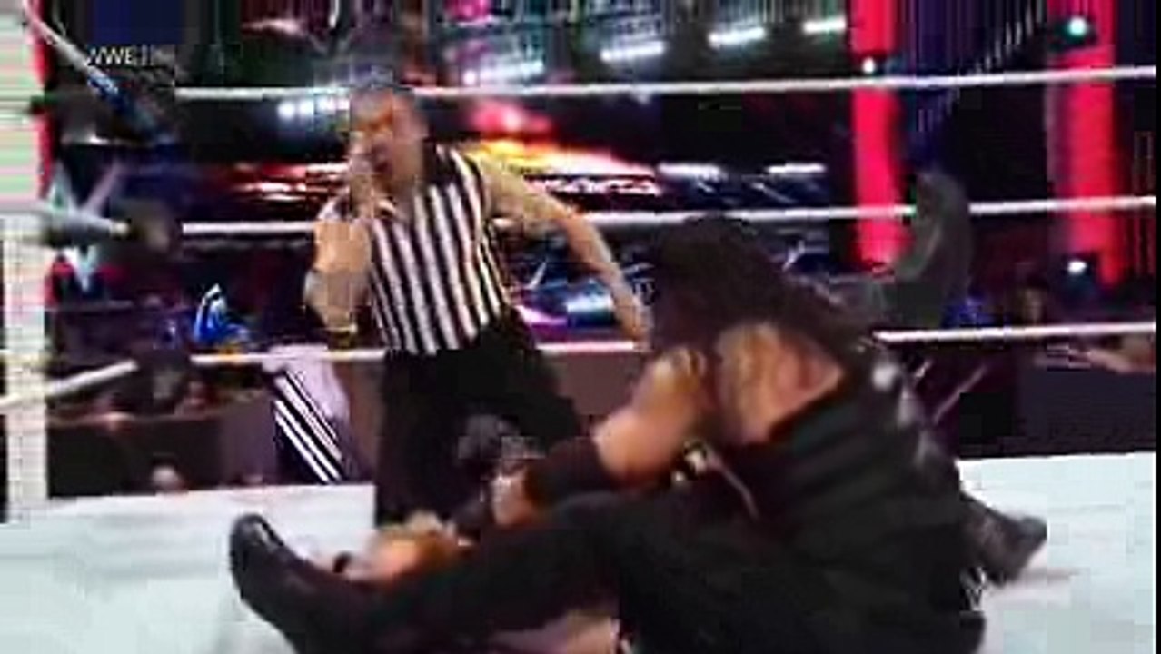 Reigns-vs-Sheamus---Mr-McMahon-Guest-Ref-for-WWE-World-Heavyweight-Title-Raw-Jan-4-2015 [BollyCine.Net]