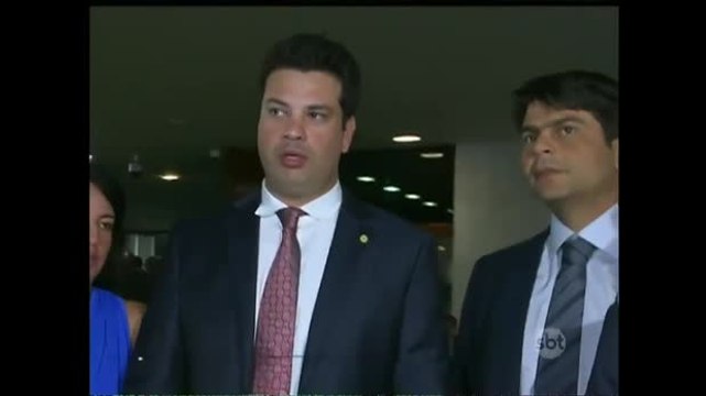 Deputado Leonardo Picciani vai continuar como líder do PMDB na Câmara