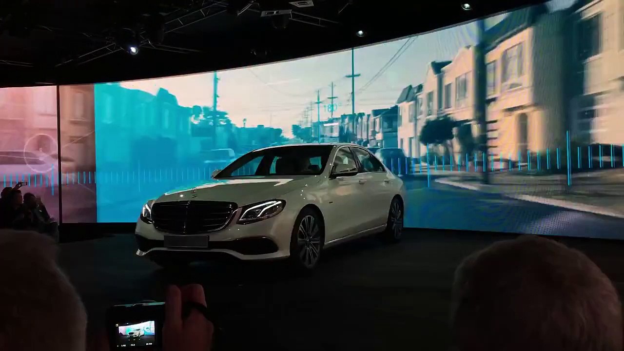 2017 Mercedes-Benz E-Class Revealed | Detroit Auto Show