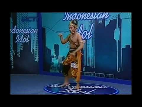 Gatot Kaca Gagal Jadi Idol - Audisi 1 - INDONESIAN IDOL 2012