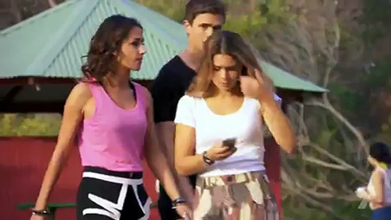 UNEXPECTED FROM KYLE HOME AND AWAY 2016
