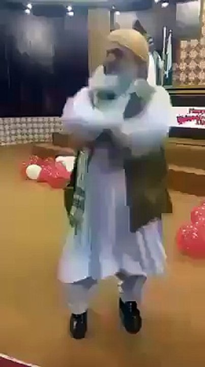 Molana Fazal ul Rahman's Dance