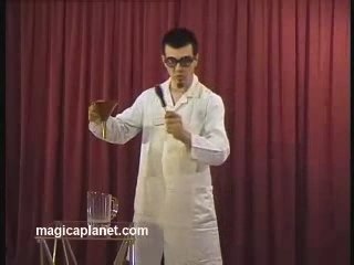 Tour de magie : entonnoir étonnant