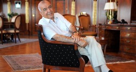 Halis Toprak İki Kızını Mirastan Men Etmiş