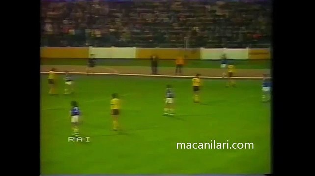 24.10.1984 - 1984-1985 UEFA Cup Winners' Cup 2nd Round 1st Leg Internacional Slovnaft Bratislava 0-1 Everton FC