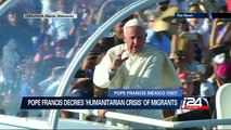 Pope Francis decries 'humanitarian crisis' of migrants